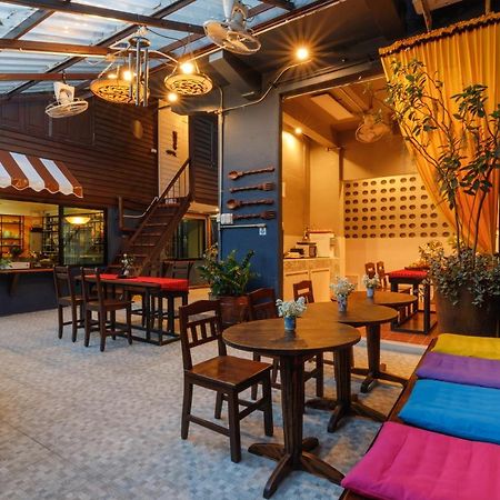 Hostel Ilili House Chiang Mai Zewnętrze zdjęcie