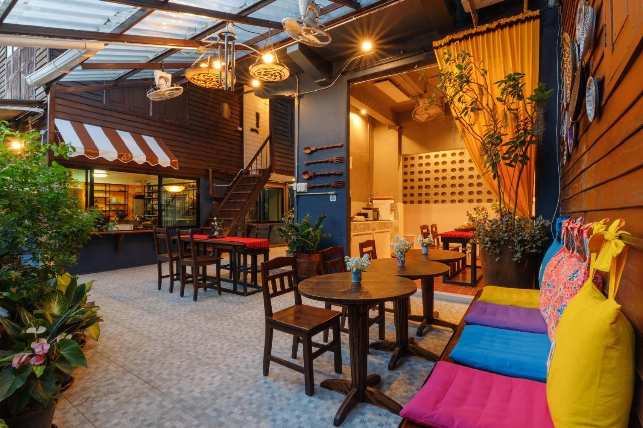 Hostel Ilili House Chiang Mai Zewnętrze zdjęcie