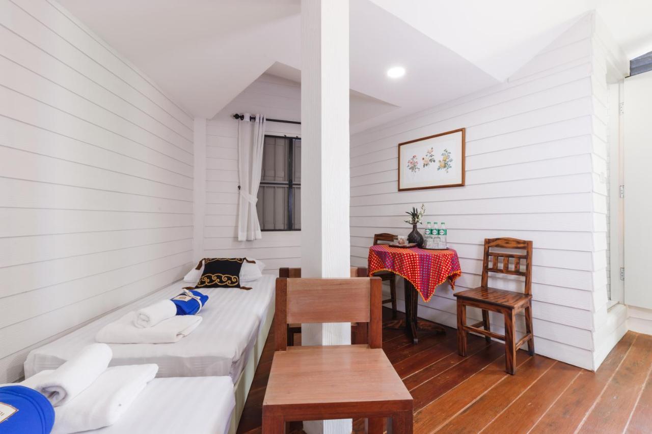 Hostel Ilili House Chiang Mai Zewnętrze zdjęcie
