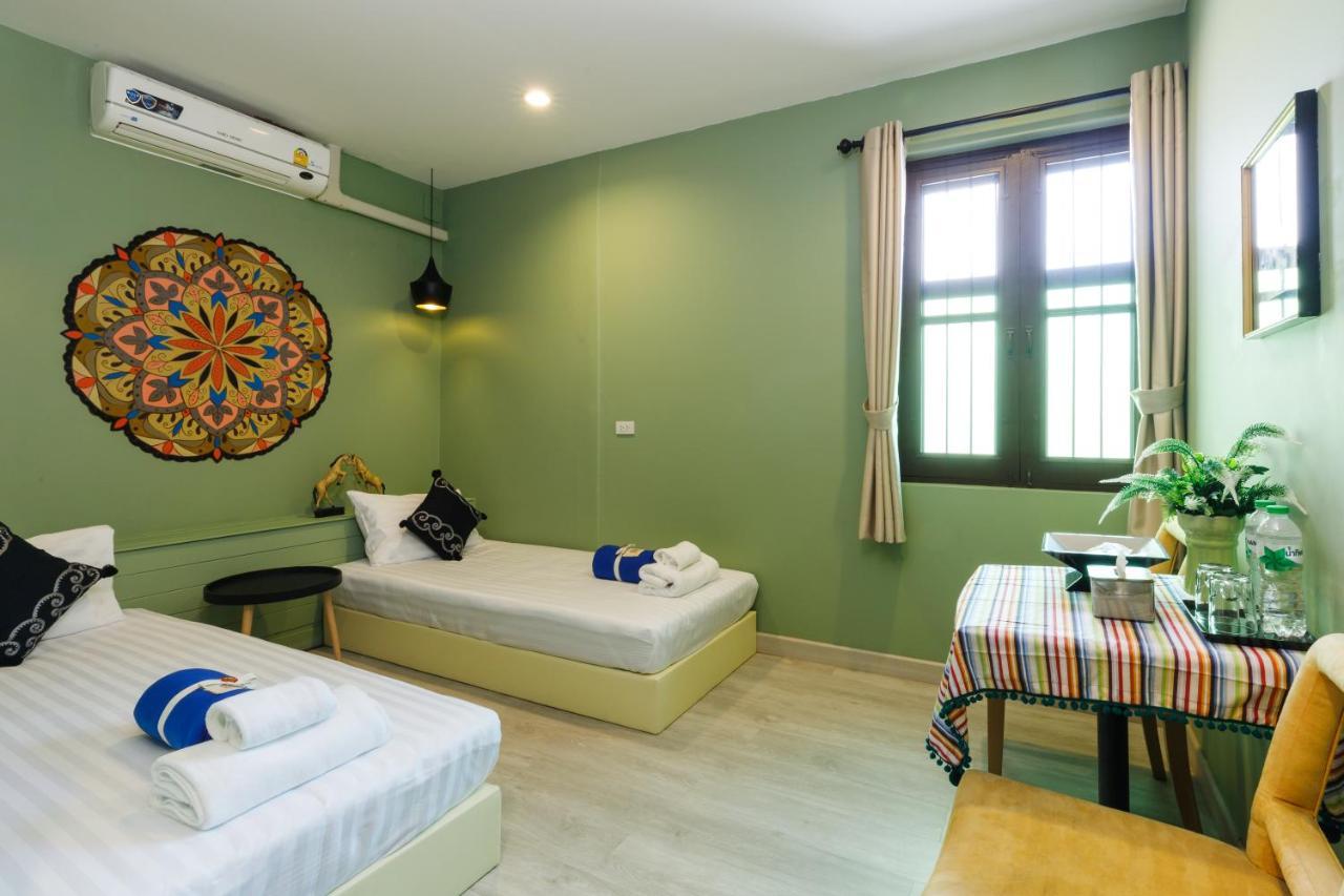 Hostel Ilili House Chiang Mai Zewnętrze zdjęcie