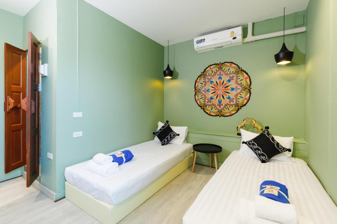 Hostel Ilili House Chiang Mai Zewnętrze zdjęcie